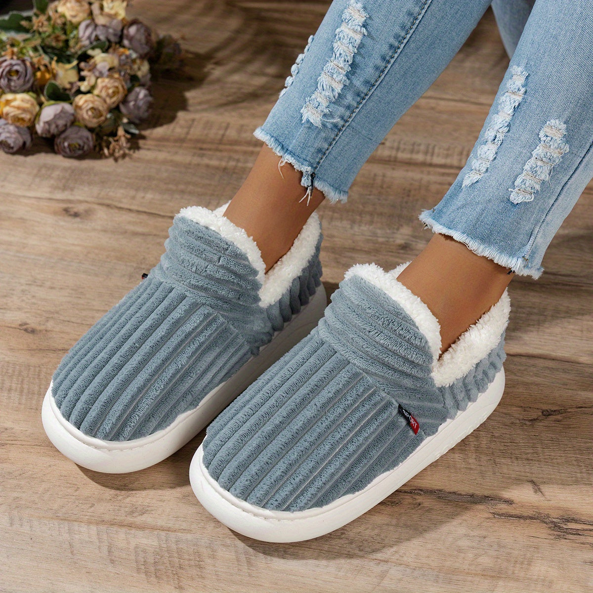 Mira | CozyStep Plush Slippers (Unisex)