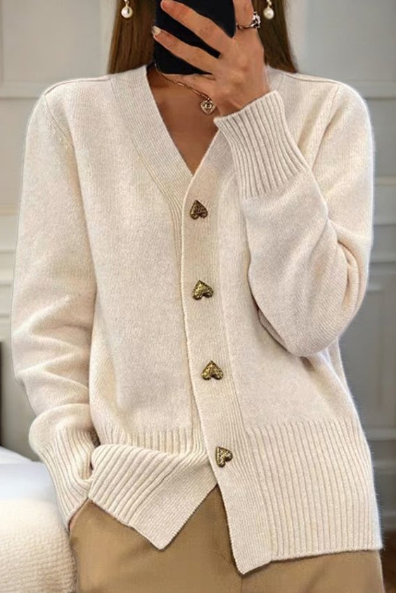 Romy - Elegant and Warm Cardigan
