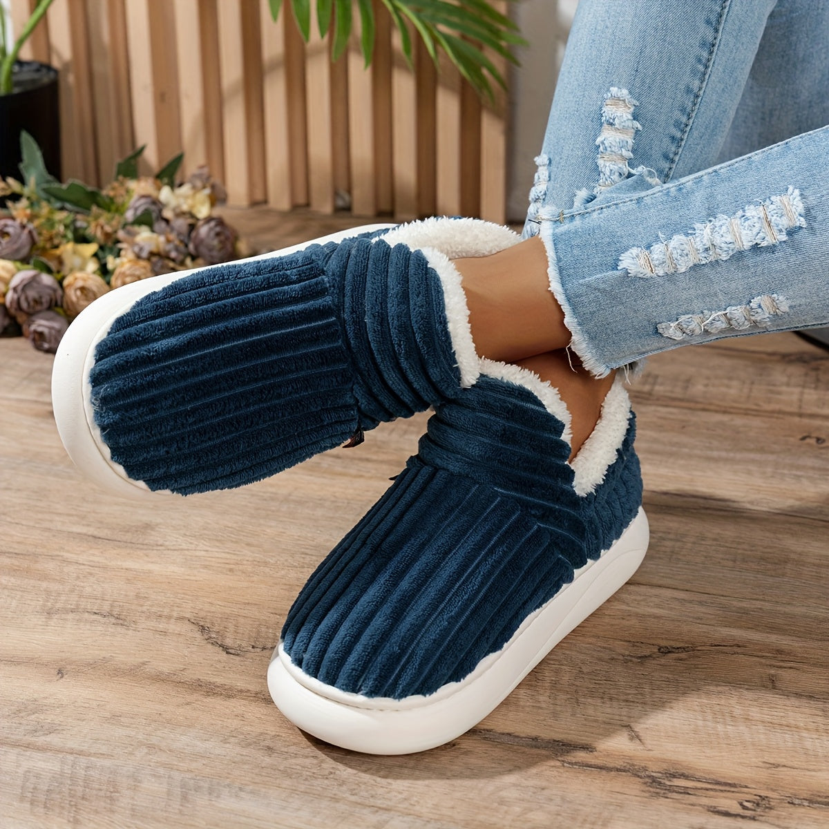 Mira | CozyStep Plush Slippers (Unisex)