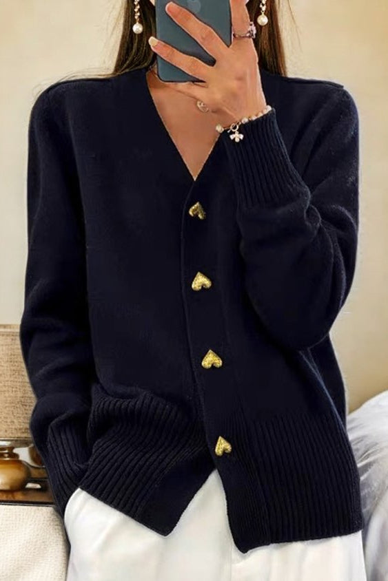 Romy - Elegant and Warm Cardigan