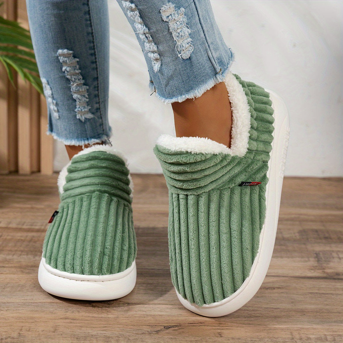 Mira | CozyStep Plush Slippers (Unisex)